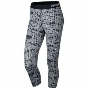 Nike Pro Black and White Crisscross Leggings Size Small